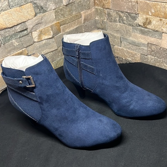 KS blue man made fabric heel boot - Picture 2 of 12